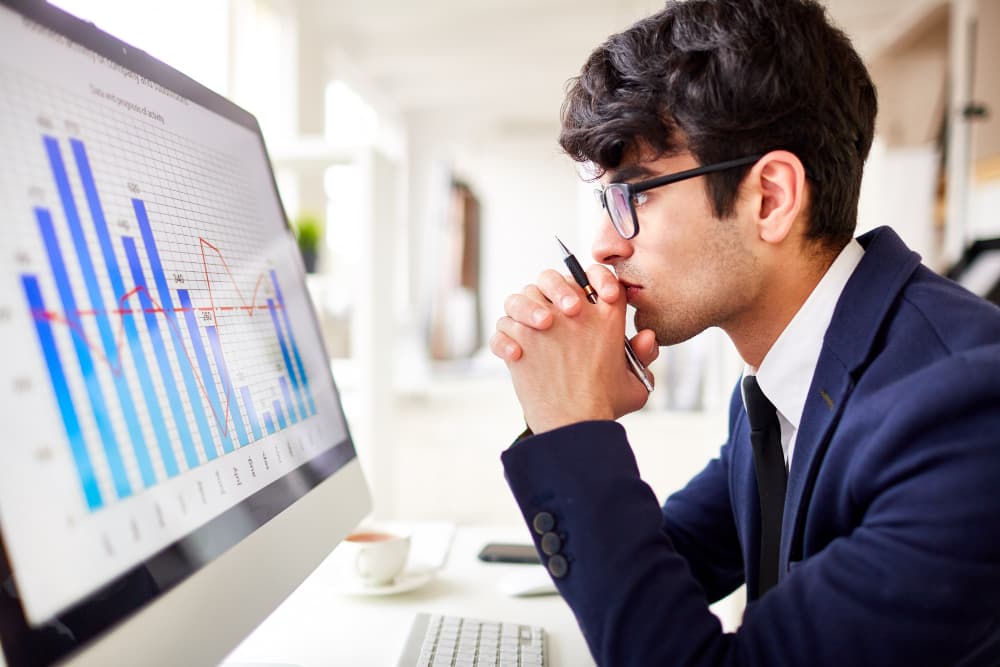 Hands-on financial modeling & valuation training