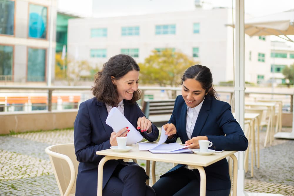 100% Placement Assistance with top IB firms